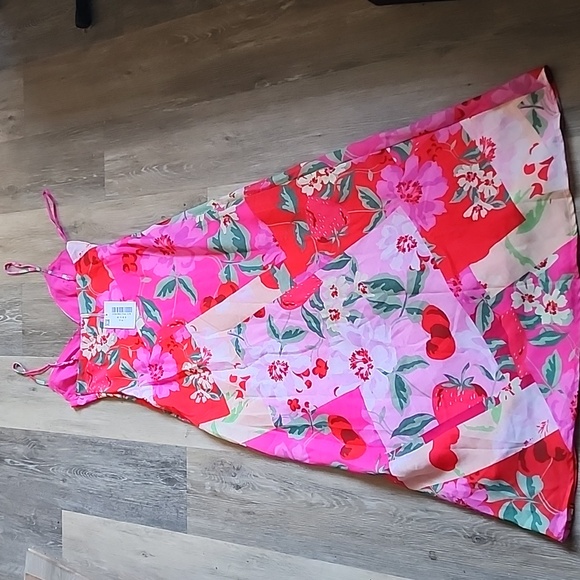 Floral Pink Maxi Dress - Picture 14 of 15